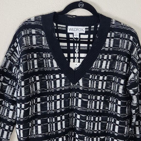 Wildfox Reese Ritzy Fringe Hem Sweater in Black and White NWT Size Medium - Picture 3 of 16